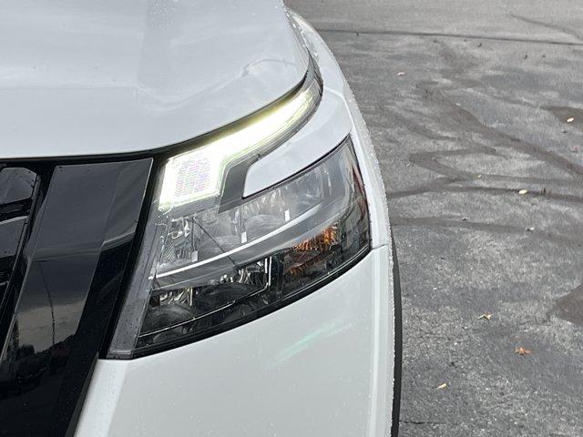 new 2025 Nissan Pathfinder car, priced at $45,500