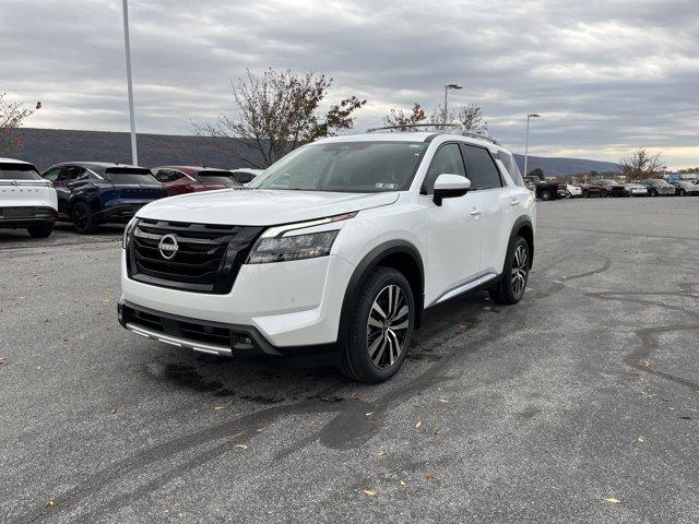 new 2025 Nissan Pathfinder car, priced at $45,500