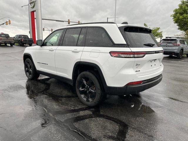 used 2024 Jeep Grand Cherokee car, priced at $39,800
