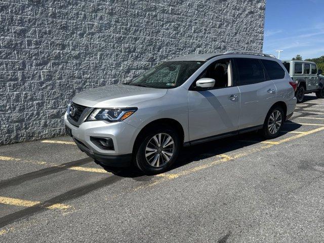 used 2020 Nissan Pathfinder car, priced at $21,105