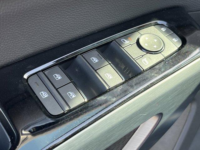 new 2025 Nissan Pathfinder car, priced at $41,500