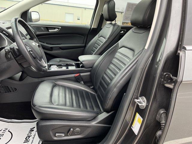 used 2019 Ford Edge car