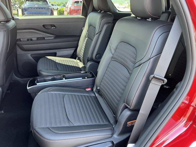 new 2025 Nissan Pathfinder car, priced at $43,100