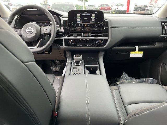 new 2025 Nissan Pathfinder car, priced at $43,100
