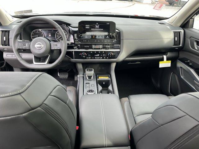 new 2025 Nissan Pathfinder car, priced at $40,900