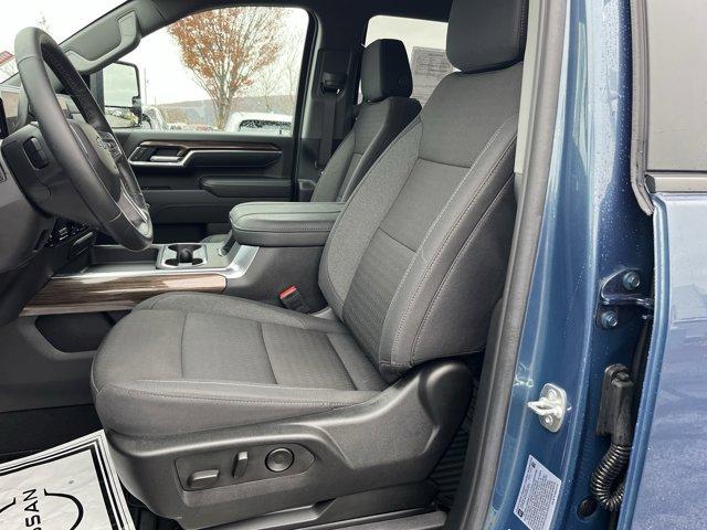 used 2025 Chevrolet Silverado 3500 car, priced at $68,400