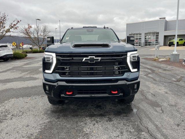 used 2025 Chevrolet Silverado 3500 car, priced at $68,400