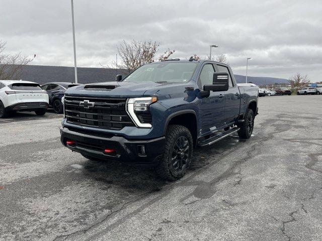 used 2025 Chevrolet Silverado 3500 car, priced at $68,400