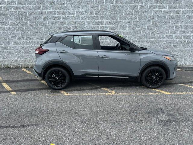 new 2024 Nissan Kicks car, priced at $25,256