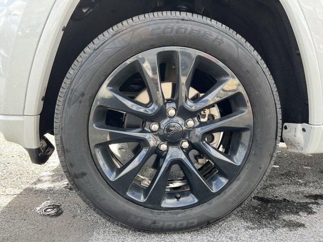 used 2019 Jeep Grand Cherokee car, priced at $23,200
