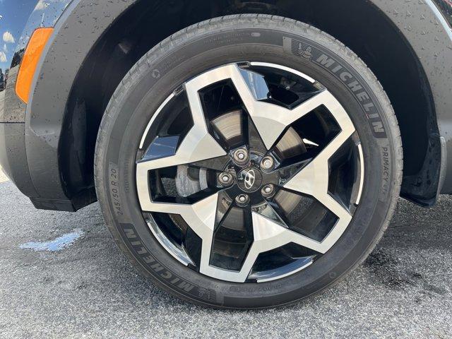 used 2024 Hyundai SANTA CRUZ car, priced at $32,000