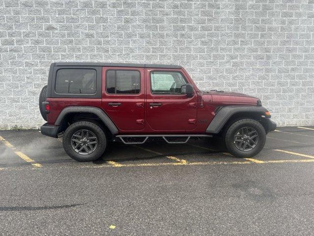 used 2021 Jeep Wrangler Unlimited car, priced at $33,211