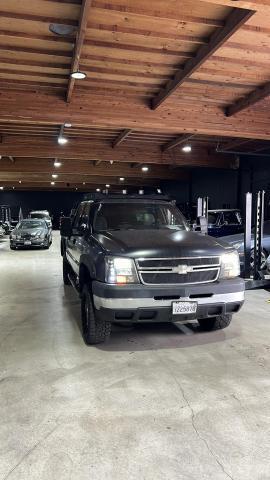 used 2006 Chevrolet Silverado 2500 car, priced at $8,900