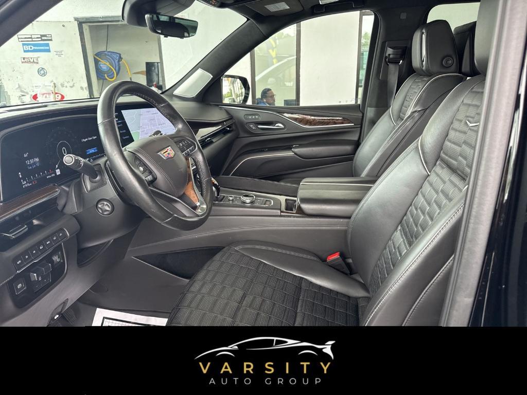 used 2021 Cadillac Escalade ESV car, priced at $68,995