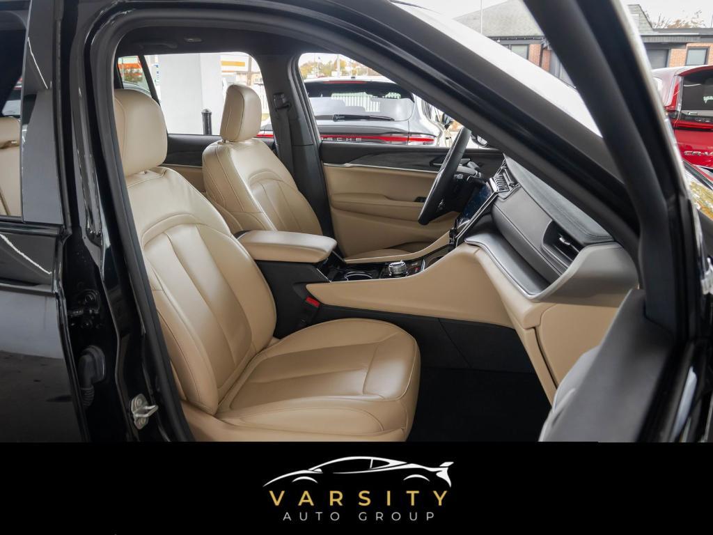 used 2023 Jeep Grand Cherokee car, priced at $27,995