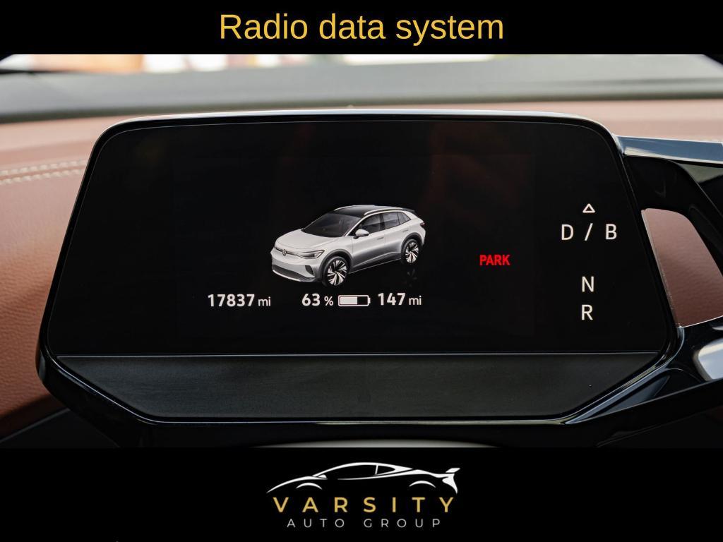 used 2021 Volkswagen ID.4 car, priced at $20,619