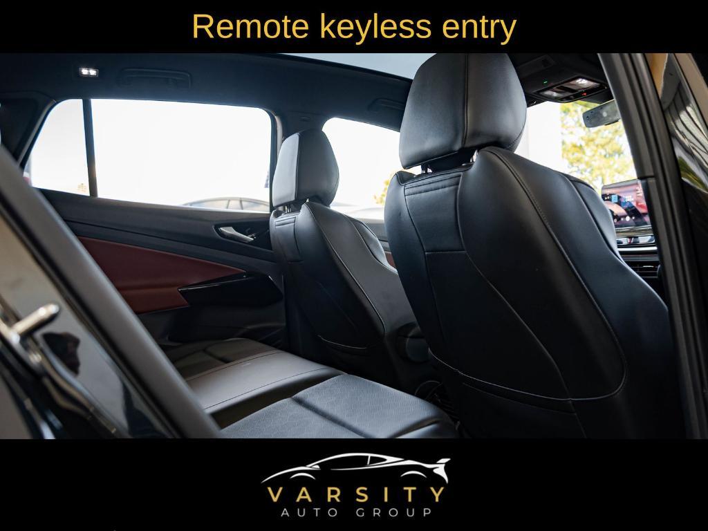 used 2021 Volkswagen ID.4 car, priced at $20,619