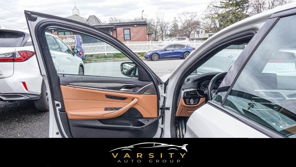 used 2022 BMW 540 car, priced at $38,047