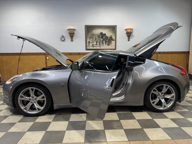 used 2009 Nissan 370Z car, priced at $16,500