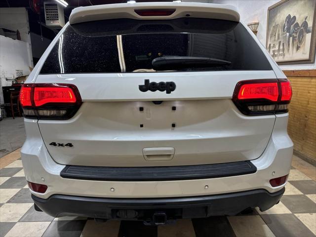 used 2019 Jeep Grand Cherokee car, priced at $17,500