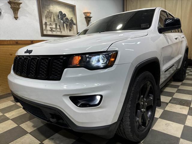 used 2019 Jeep Grand Cherokee car, priced at $17,500