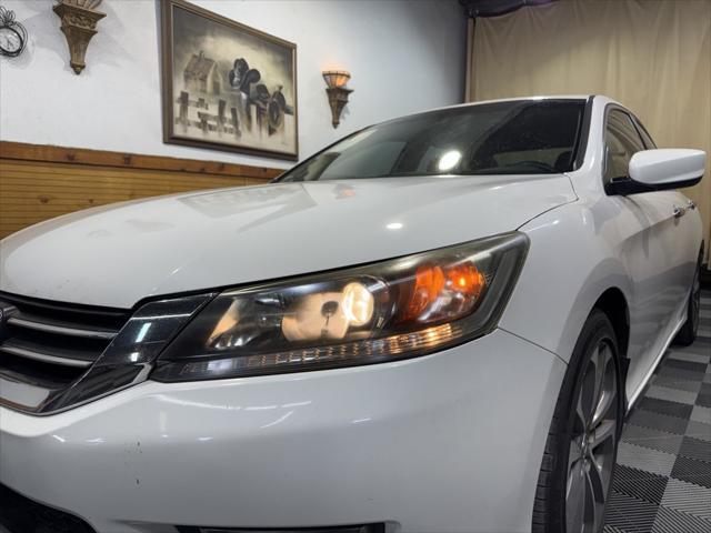 used 2013 Honda Accord car, priced at $11,998