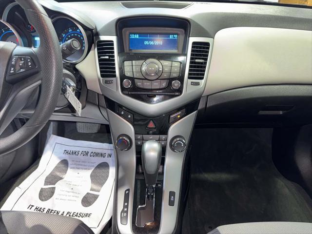 used 2013 Chevrolet Cruze car, priced at $6,500