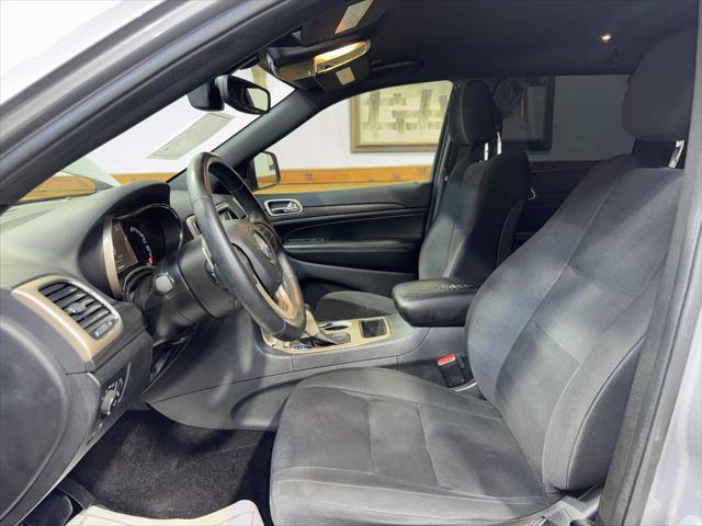 used 2017 Jeep Grand Cherokee car, priced at $11,500