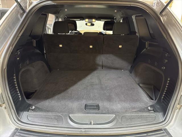 used 2017 Jeep Grand Cherokee car, priced at $11,500