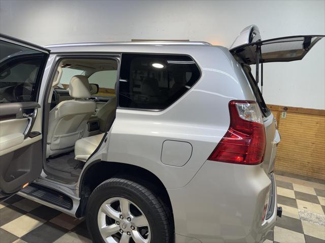 used 2012 Lexus GX 460 car, priced at $19,995