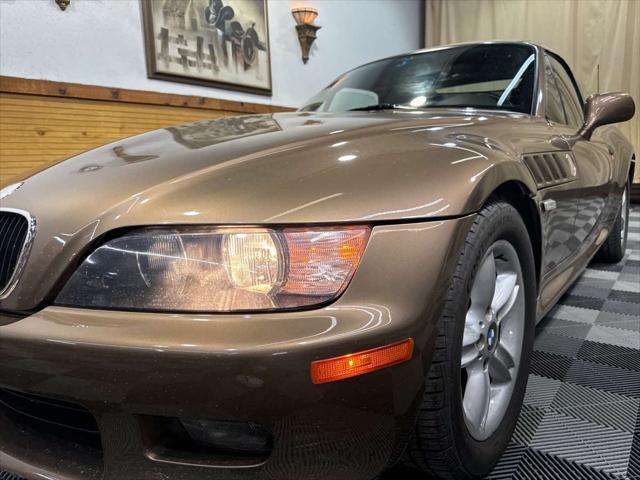 used 2000 BMW Z3 car, priced at $14,500