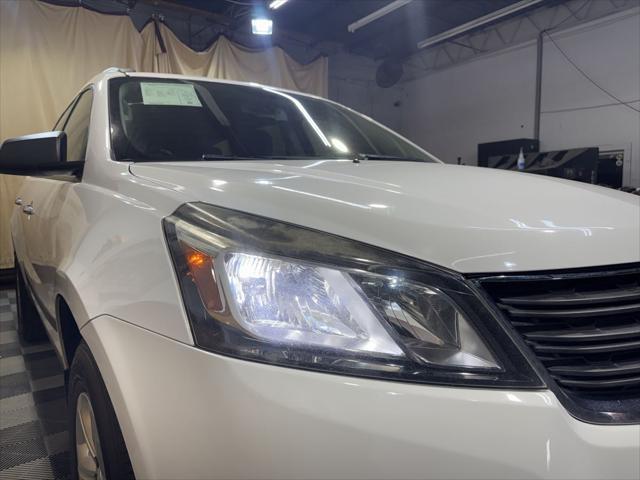 used 2016 Chevrolet Traverse car, priced at $6,500