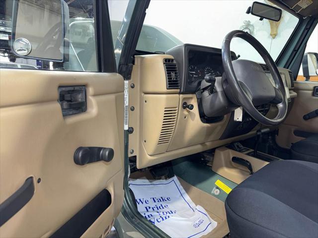 used 1999 Jeep Wrangler car, priced at $9,500