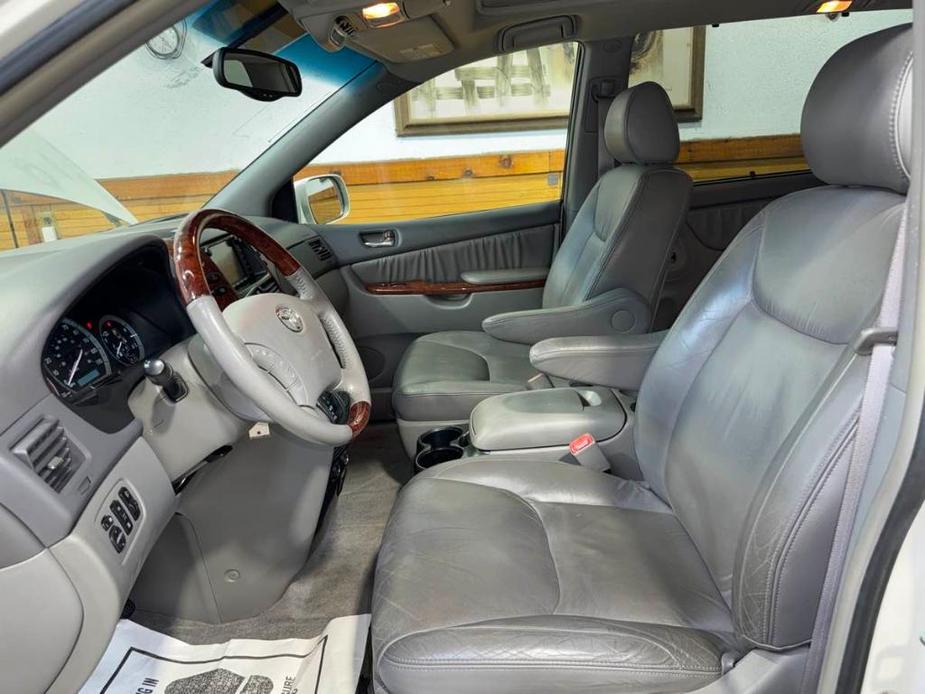 used 2005 Toyota Sienna car, priced at $7,500