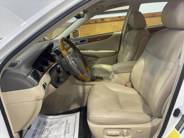 used 2005 Lexus ES 330 car, priced at $6,500