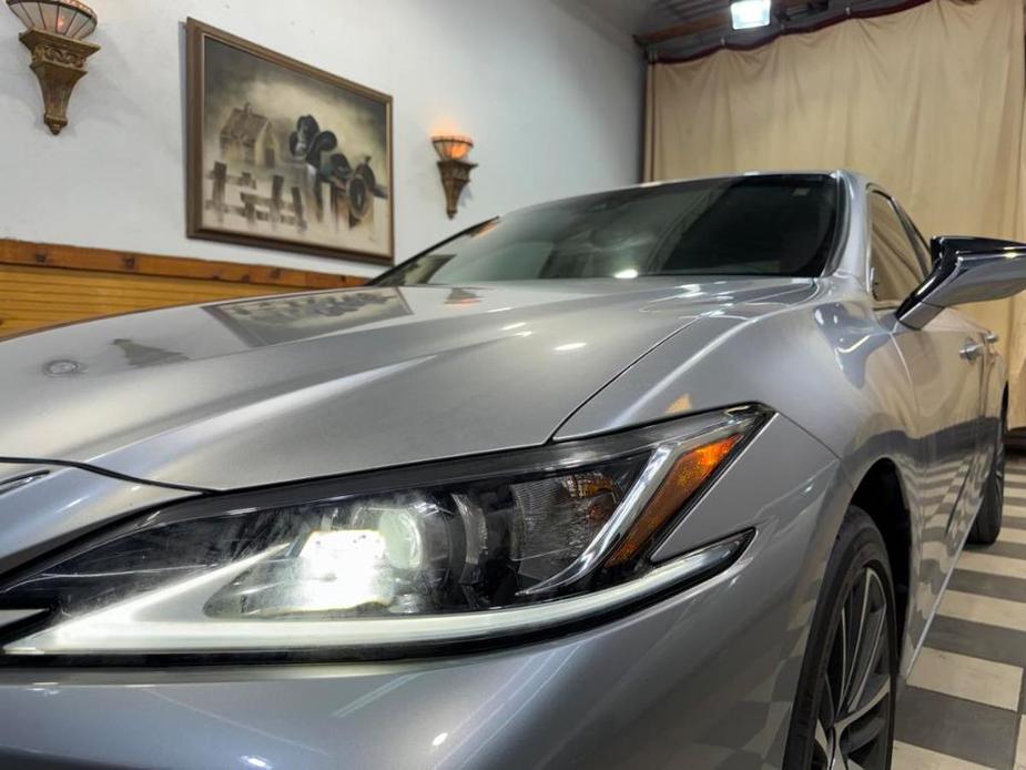 used 2022 Lexus ES 350 car, priced at $36,500