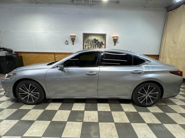 used 2022 Lexus ES 350 car, priced at $36,500