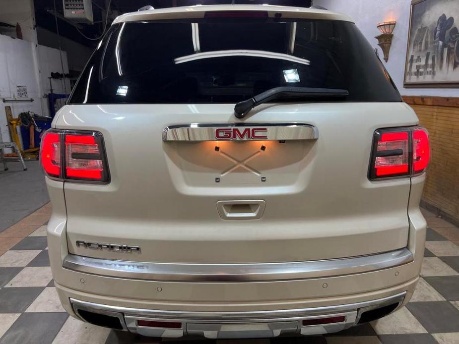 used 2015 GMC Acadia car, priced at $14,800