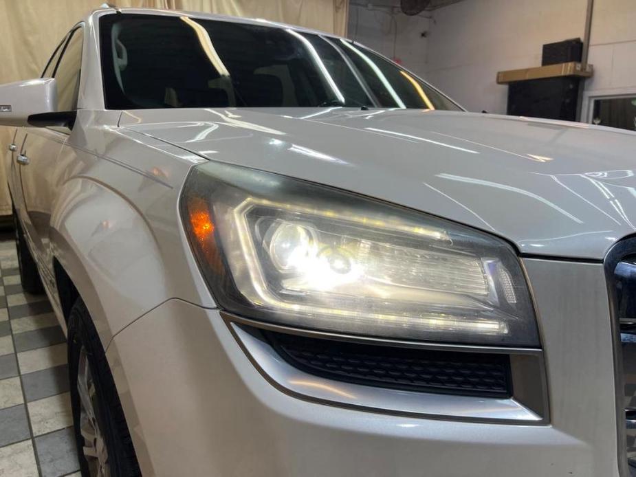 used 2015 GMC Acadia car, priced at $14,800