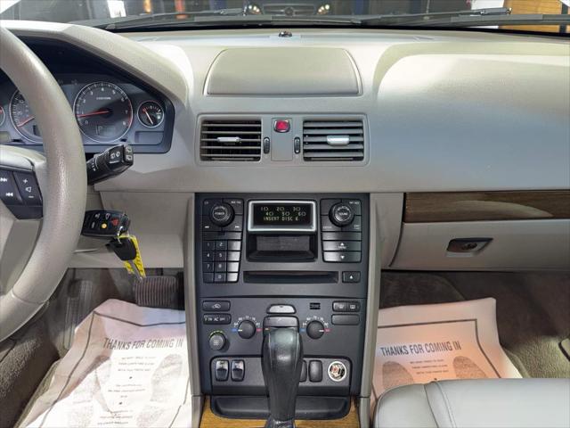 used 2006 Volvo XC90 car, priced at $4,500
