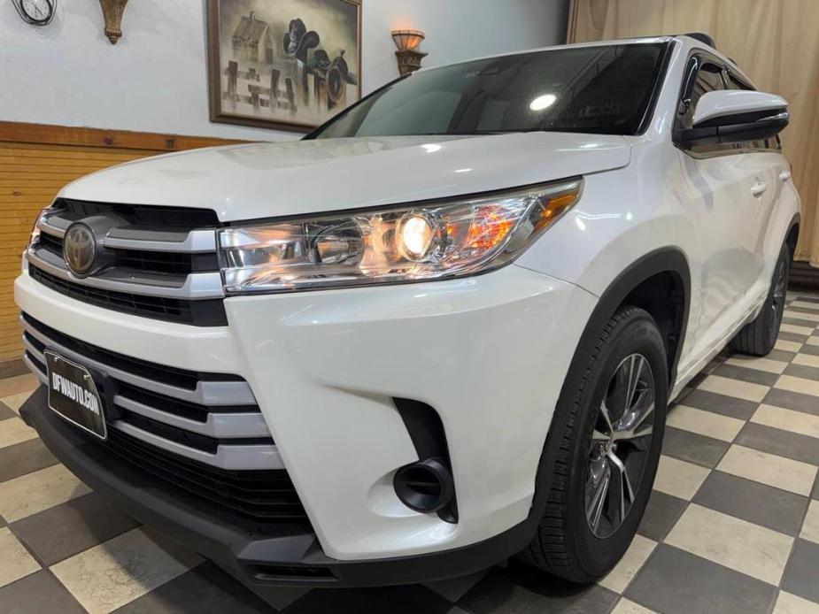 used 2017 Toyota Highlander car, priced at $21,500