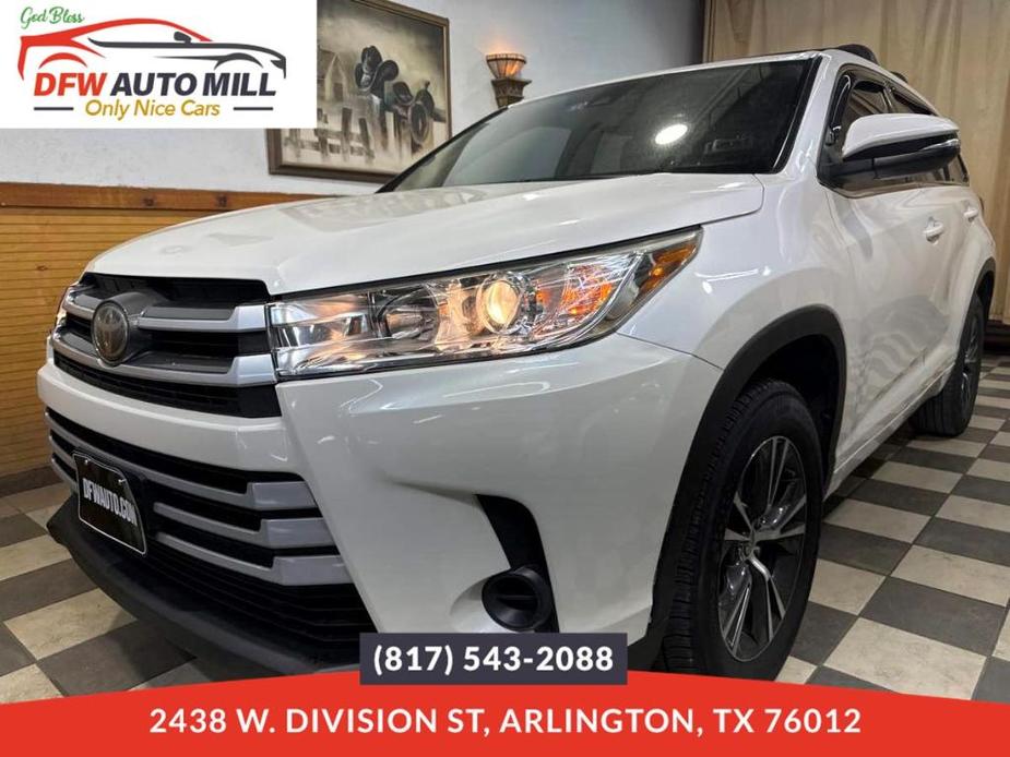 used 2017 Toyota Highlander car, priced at $21,500