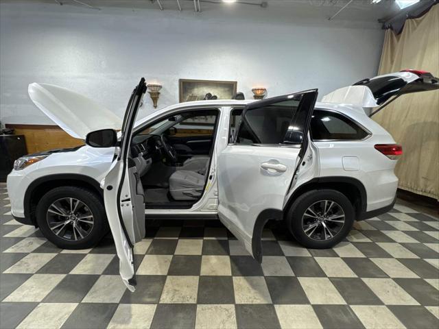 used 2017 Toyota Highlander car, priced at $21,500