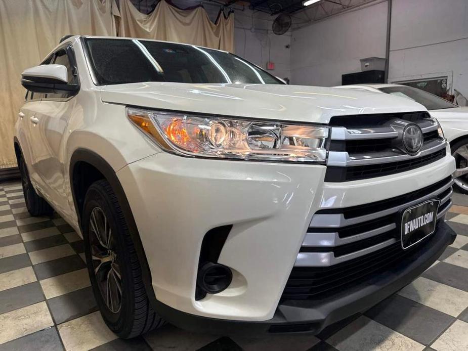 used 2017 Toyota Highlander car, priced at $21,500