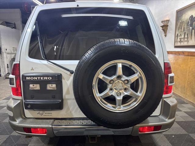 used 2002 Mitsubishi Montero car, priced at $6,500