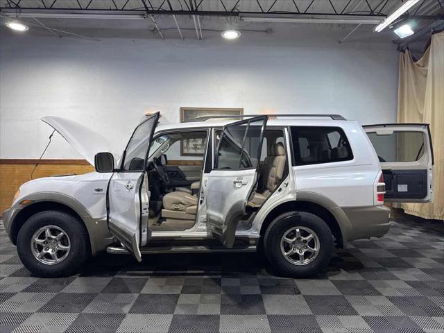 used 2002 Mitsubishi Montero car, priced at $6,500