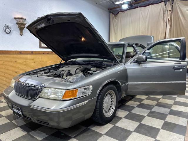 used 2002 Mercury Grand Marquis car, priced at $9,985