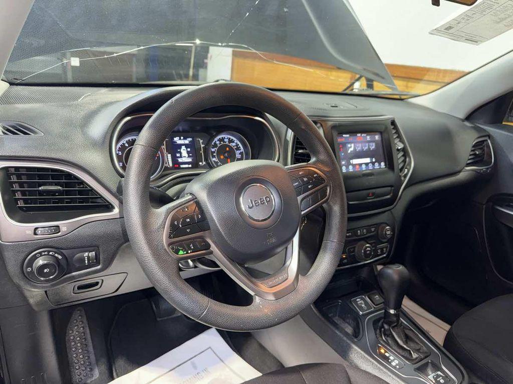 used 2019 Jeep Cherokee car, priced at $10,998