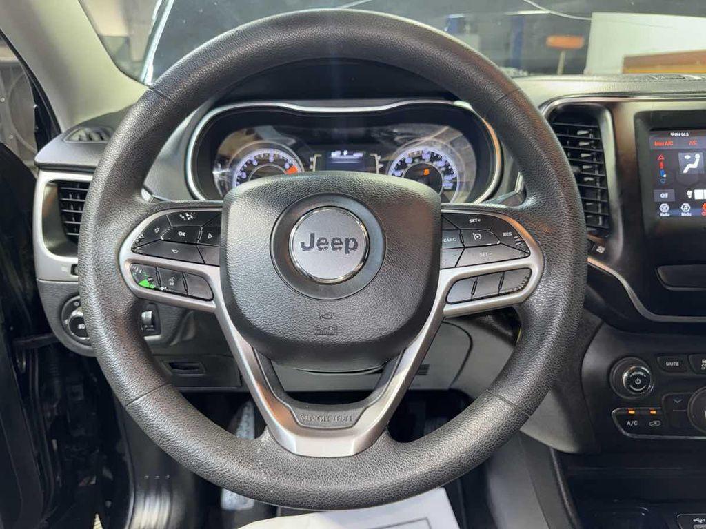 used 2019 Jeep Cherokee car, priced at $10,998
