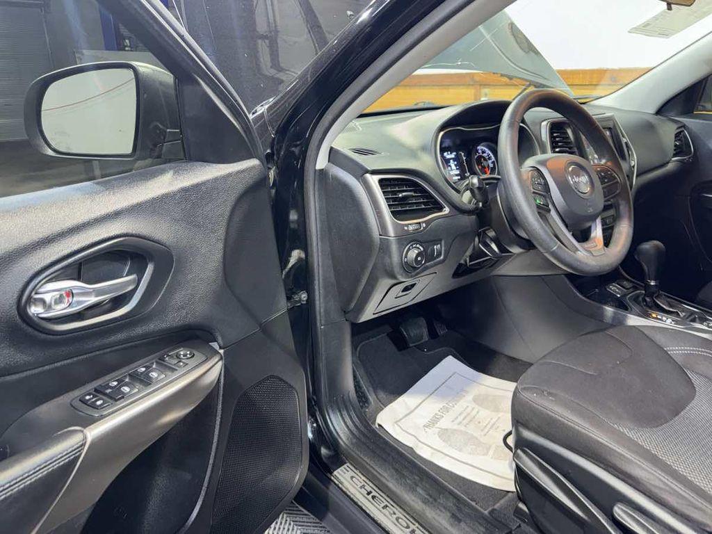 used 2019 Jeep Cherokee car, priced at $10,998